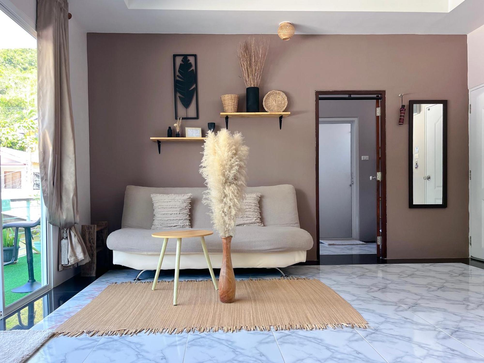 Sea Dreamer Beachfront Apartments Phuket Extérieur photo